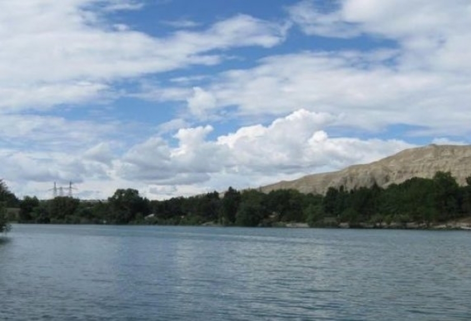 В пункте Ширван реки Кура отмечено понижение уровня воды на 8 сантиметров