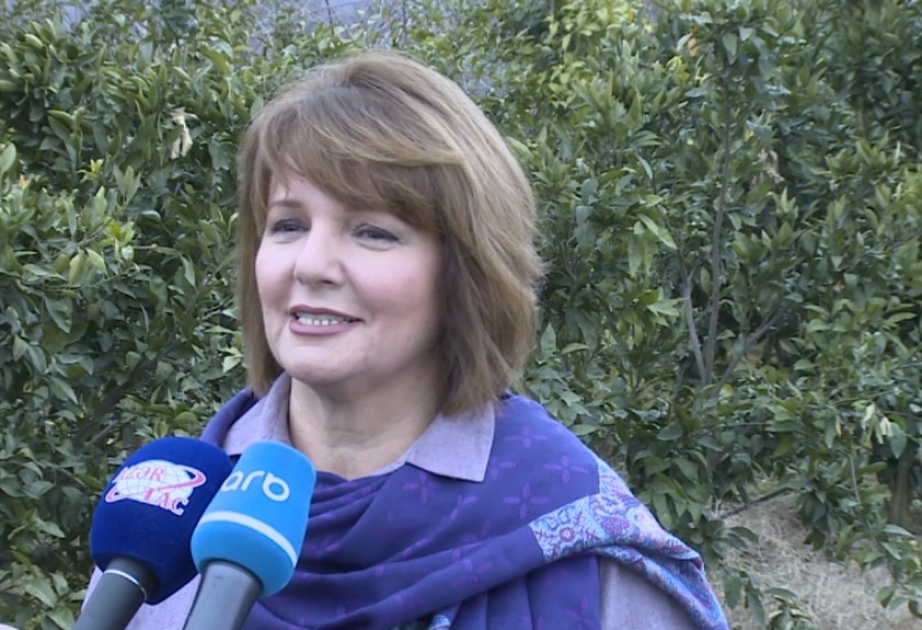 Zəhməti, hünəri və geniş ürəyi ilə çoxlarına nümunə olan fermer xanım – Lənkərandan VİDEOREPORTAJ