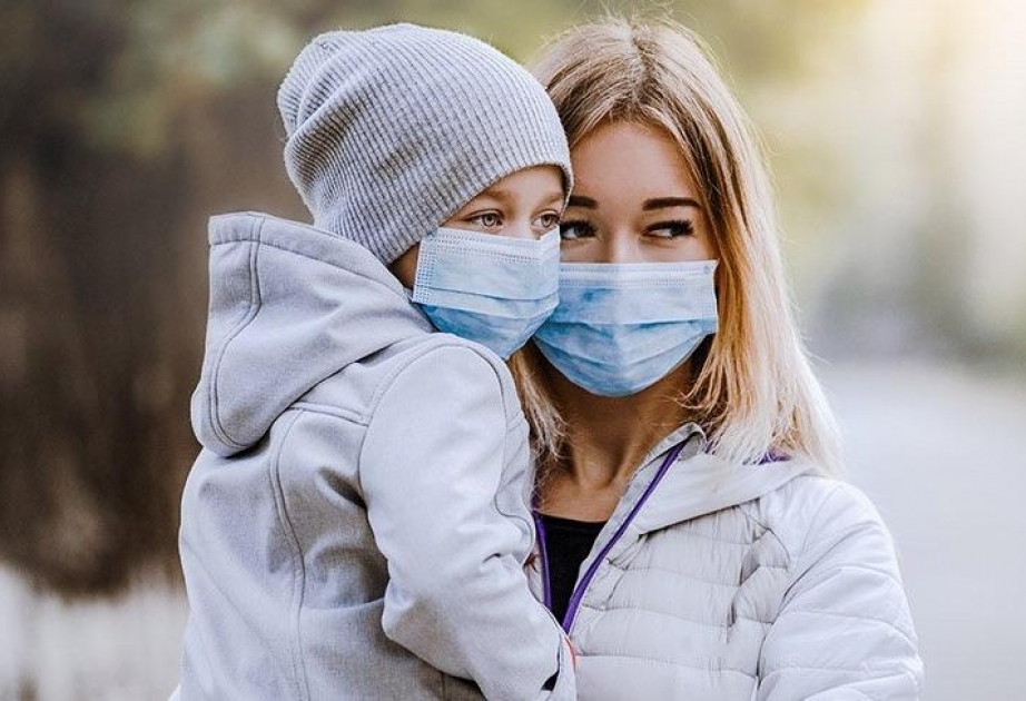 Türkiyəli professor: Havaların isinməsi koronavirusun yayılma tempini azaldacaq