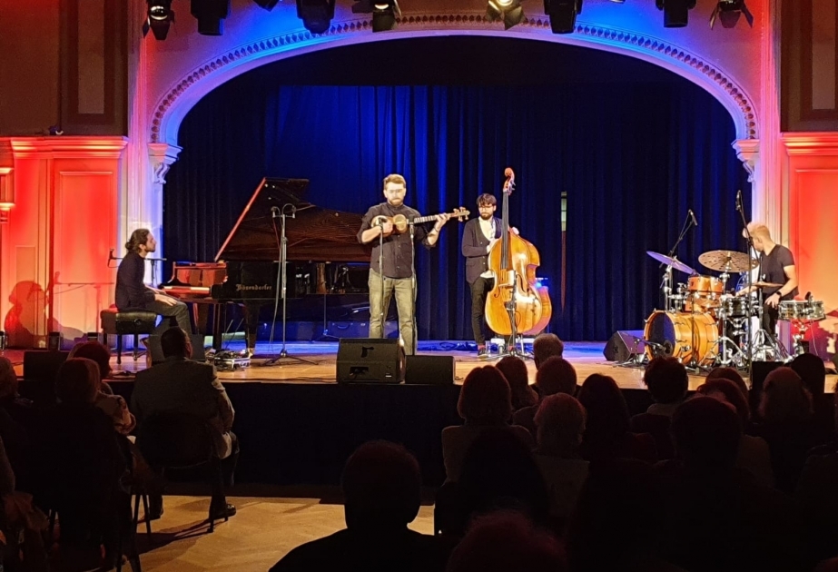 Isfar Sarabski s’est produit en concert en Autriche