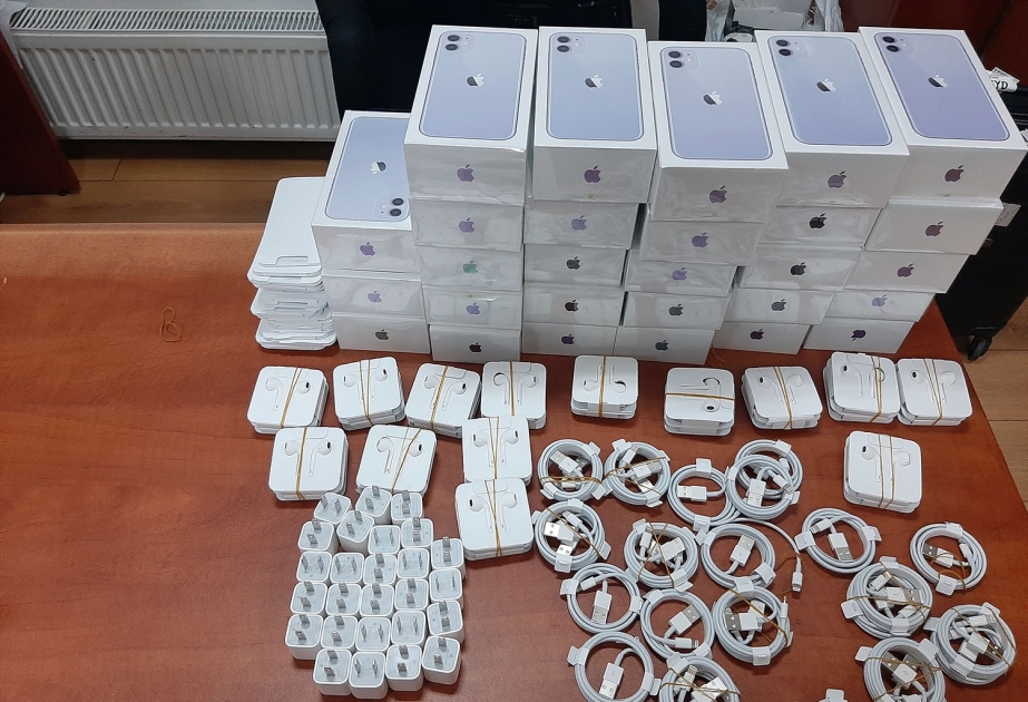 Mobil telefonların ölkəyə qanunsuz yolla gətirilməsi cəhdinin qarşısı alınıb