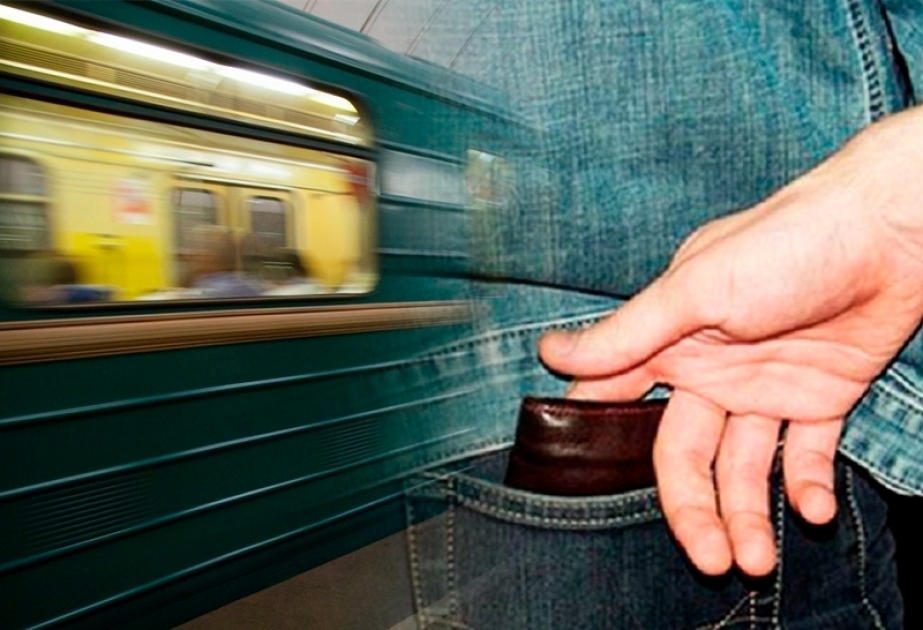 Metroda cibgirlik edən şəxs tutulub