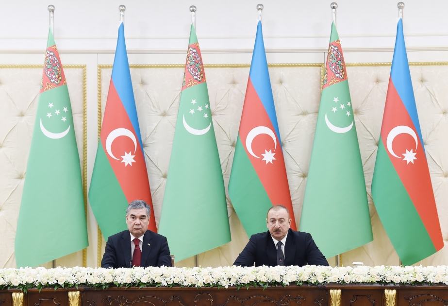 Les présidents azerbaïdjanais et turkmène font des déclarations à la presse VIDEO