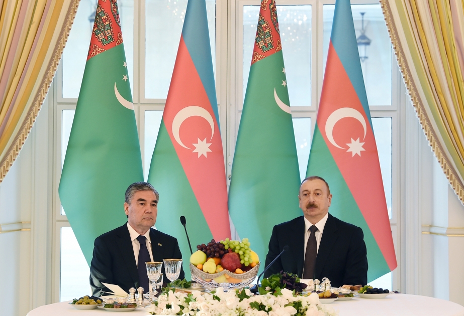 President Ilham Aliyev hosted official reception in honor of Turkmen President Gurbanguly Berdimuhamedov VIDEO