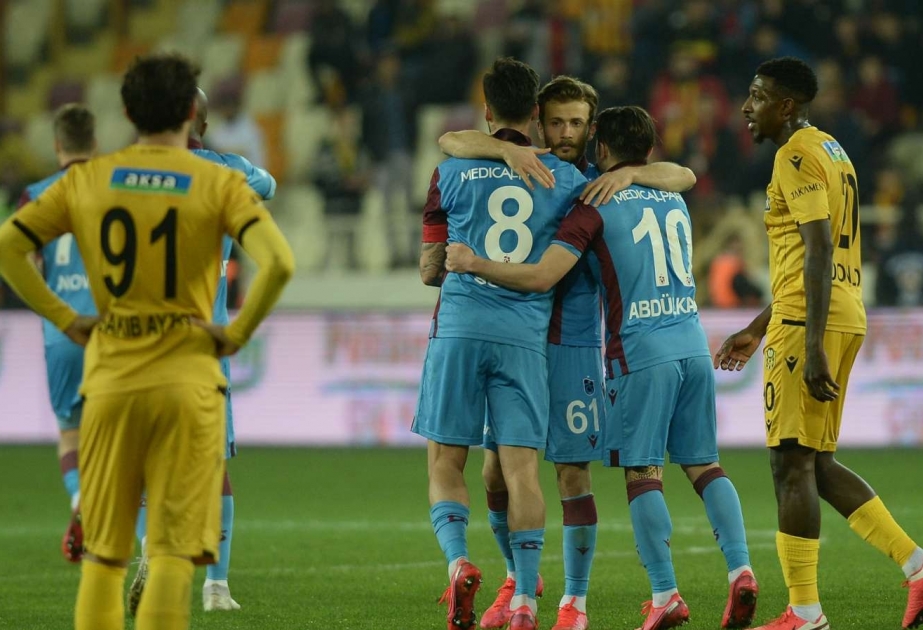 Türkiyə Superliqası: “Trabzonspor” liderliyə yüksəlib