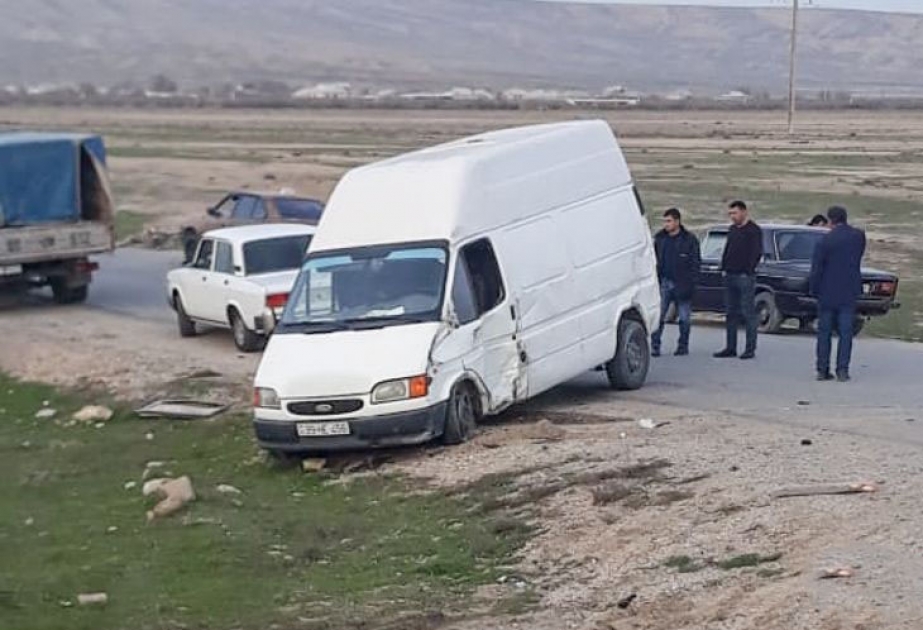 Hacıqabulda iki yol qəzası baş verib