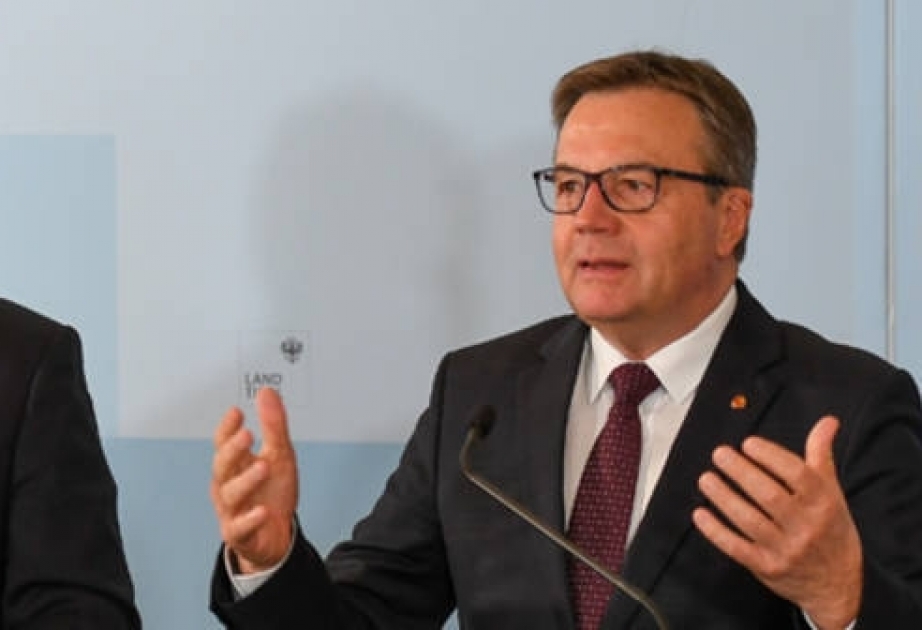 Avstriyanın Tirol federal əyalətində de-fakto komendant saatı elan olunub