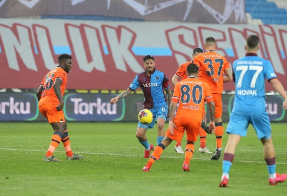 Türkiyə Superliqası: “Trabzonspor”-“Başakşəhər” matçında qalib müəyyənləşməyib