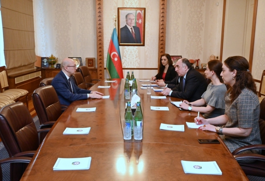 انتهاء فترة العمل الدبلوماسي للسفير الاوزبكي في أذربيجان