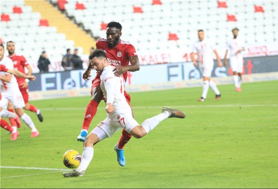 Türkiyə Superliqası: “Antalyaspor” doğma meydanda "Sivasspor"a qalib gəlib