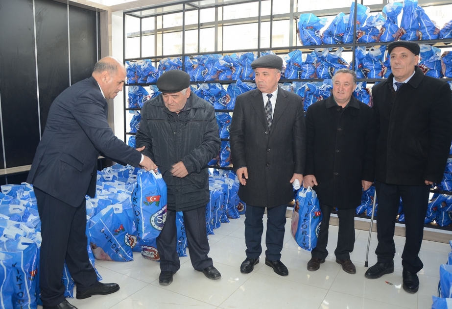 Qubadlıdan olan aztəminatlı məcburi köçkün ailələrinə Novruz sovqatı paylanılıb
