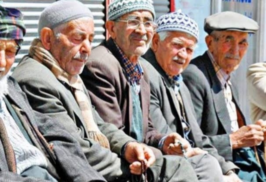 Türkiyədə yaşı 65-dən yuxarı olan vətəndaşlara evlərindən çıxmağa qadağa qoyulur