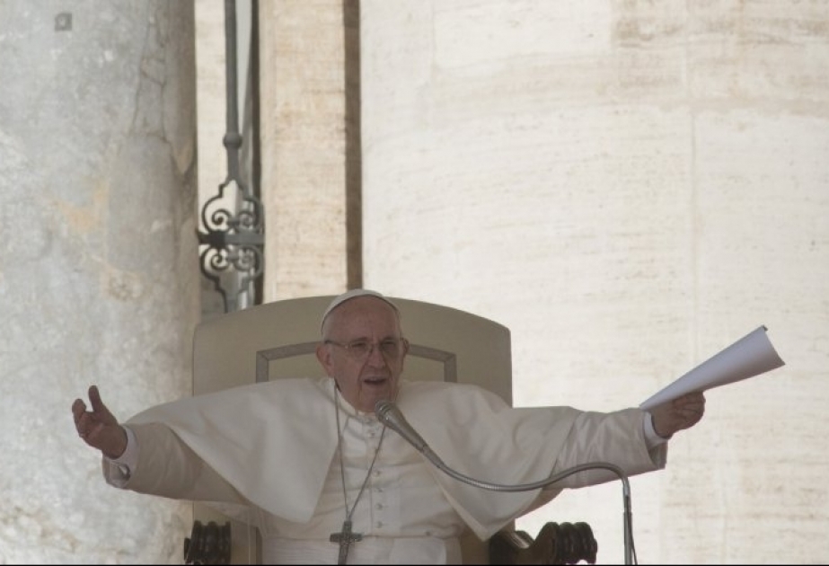 El papa advierte a las empresas que despedir para salvarse no es una solución