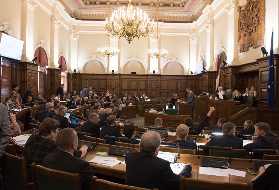Latviyada hökumət üzvləri və deputatlar koronavirus təhlükəsi ilə əlaqədar həkim müayinəsindən keçəcəklər