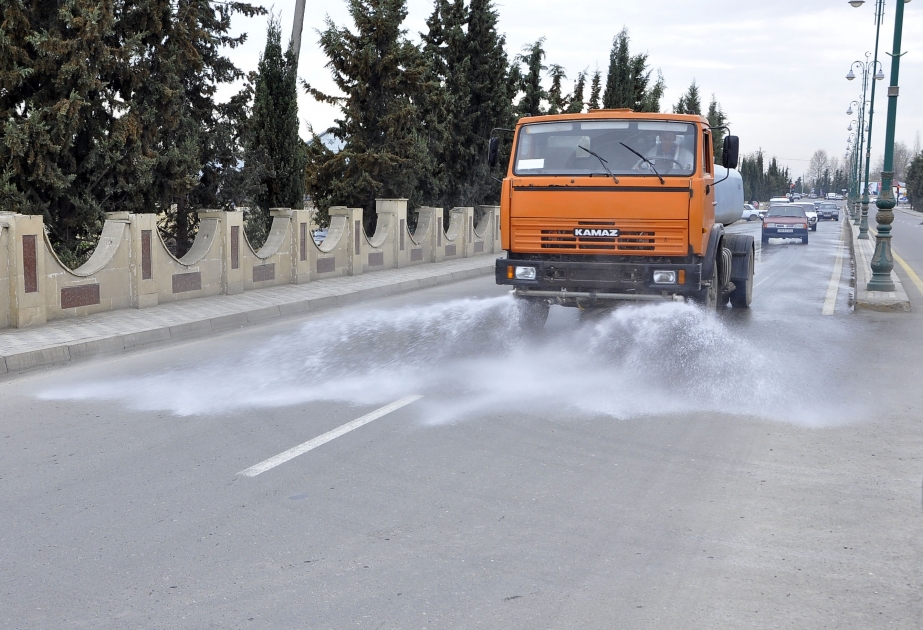 Quzanlı qəsəbəsinin prospekt və küçələrində dezinfeksiya işləri aparılıb
