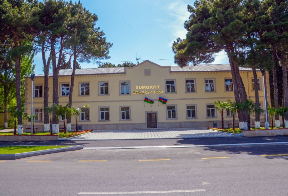 Sumqayıt Bələdiyyəsi Koronavirusla Mübarizəyə Dəstək Fonduna ianə edib
