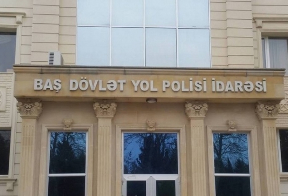 Yol polisi hərəkət iştirakçılarına karantin rejiminə ciddi riayət etməyi tövsiyə edir
