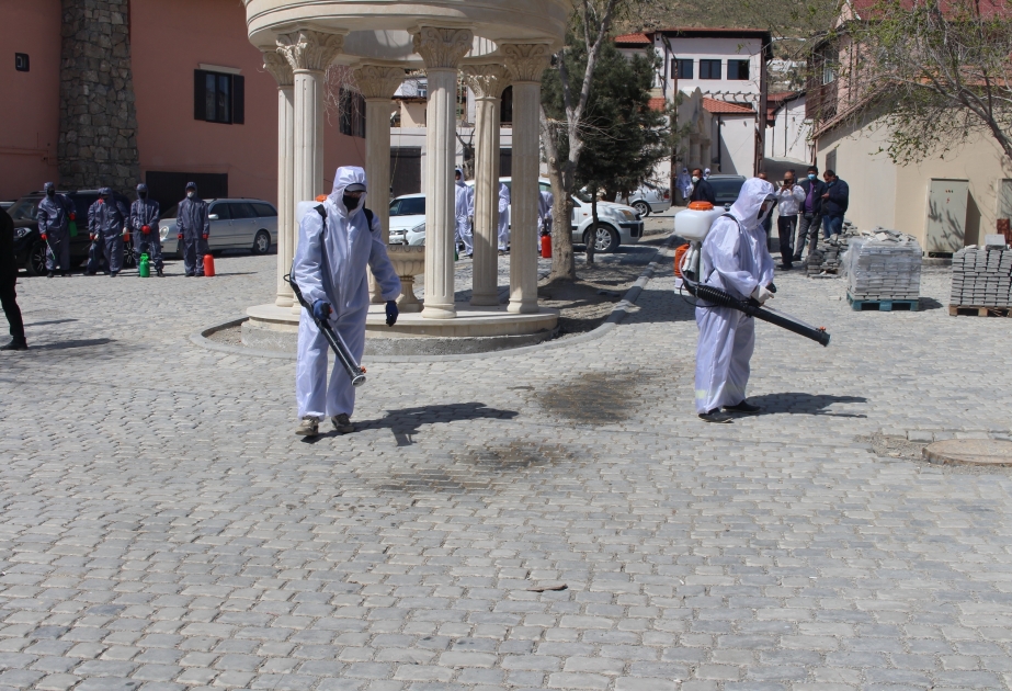 Bibiheybət qəsəbəsində dezinfeksiya işləri aparılır