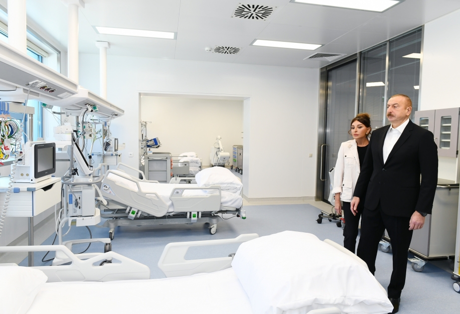 Präsident Ilham Aliyev weiht medizinische Einrichtung "Neue Klinik" in Baku ein VIDEO