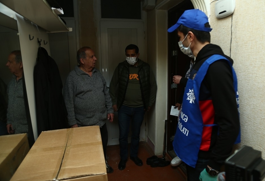 Gəncədə ahıl vətəndaşlara yardım paylanılıb
