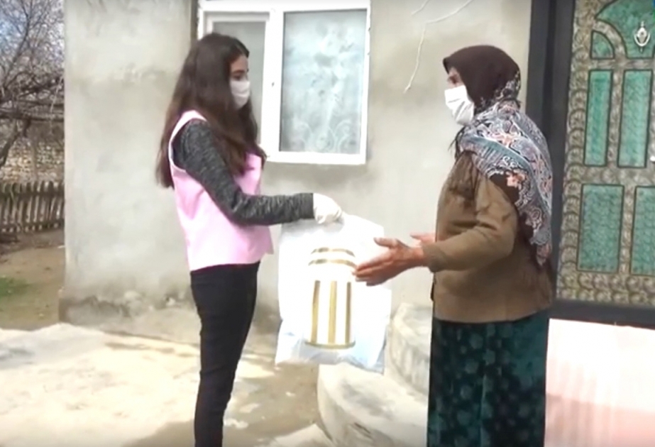 Sosial könüllülər Kəngərli və Babək rayonlarında yaşayan tənha ahılları ziyarət ediblər