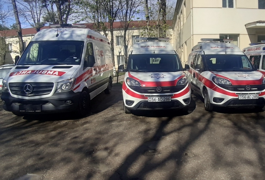 Şamaxıya 3 ədəd təcili tibbi yardım maşını, 1 ədəd reanimobil, məişət tullantıları üçün konteynerlər gətirilib