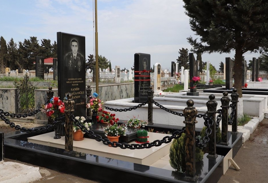 Neftçalada Aprel şəhidlərinin məzarları ziyarət olunub