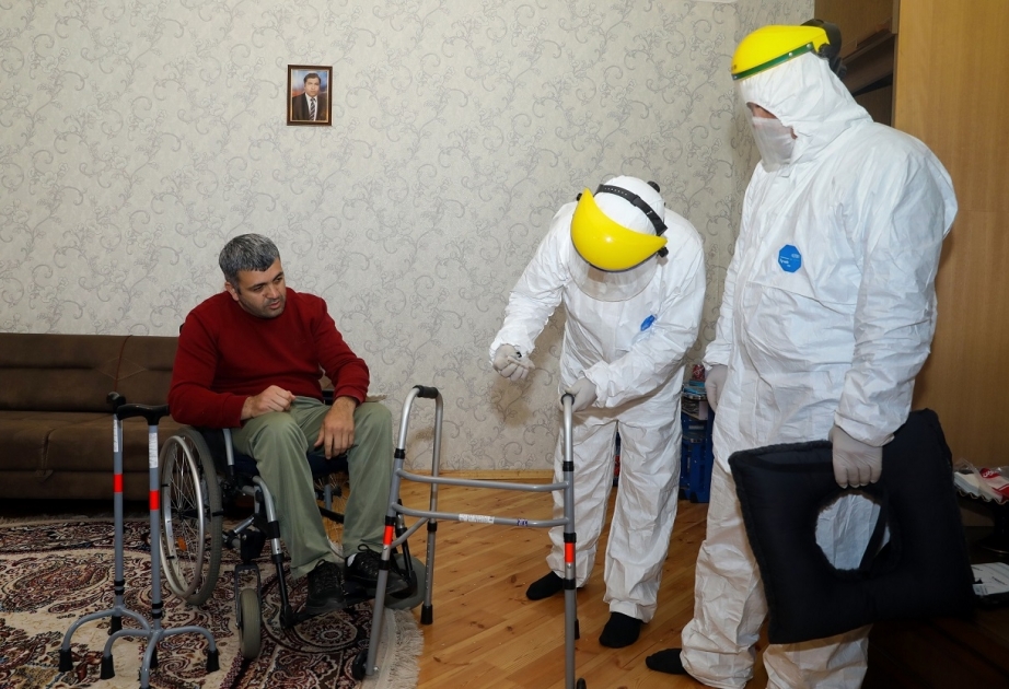 Daha bir qrup əlilliyi olan şəxsə reabilitasiya vasitələri evlərinə aparılıb verildi