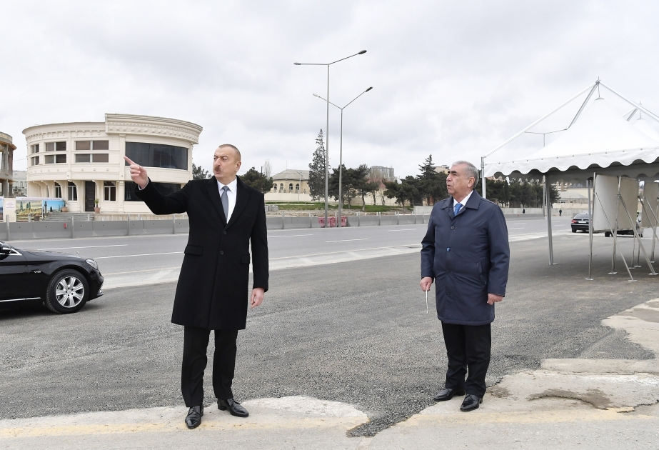 Presidente Ilham Aliyev se familiarizó con las obras de ampliación de la carretera Bakú-Sumgayit