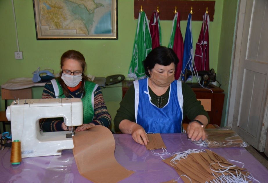 Zaqatala peşə məktəbində gündə 1000-1500 ədəd qoruyucu tibbi maska tikiləcək