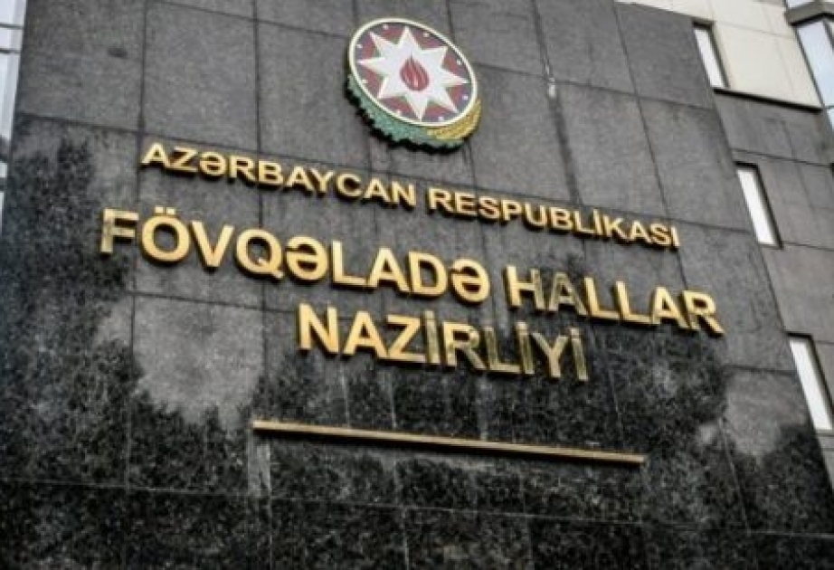 Xətai rayonunda yaşayış binasında baş verən yanğın söndürülüb