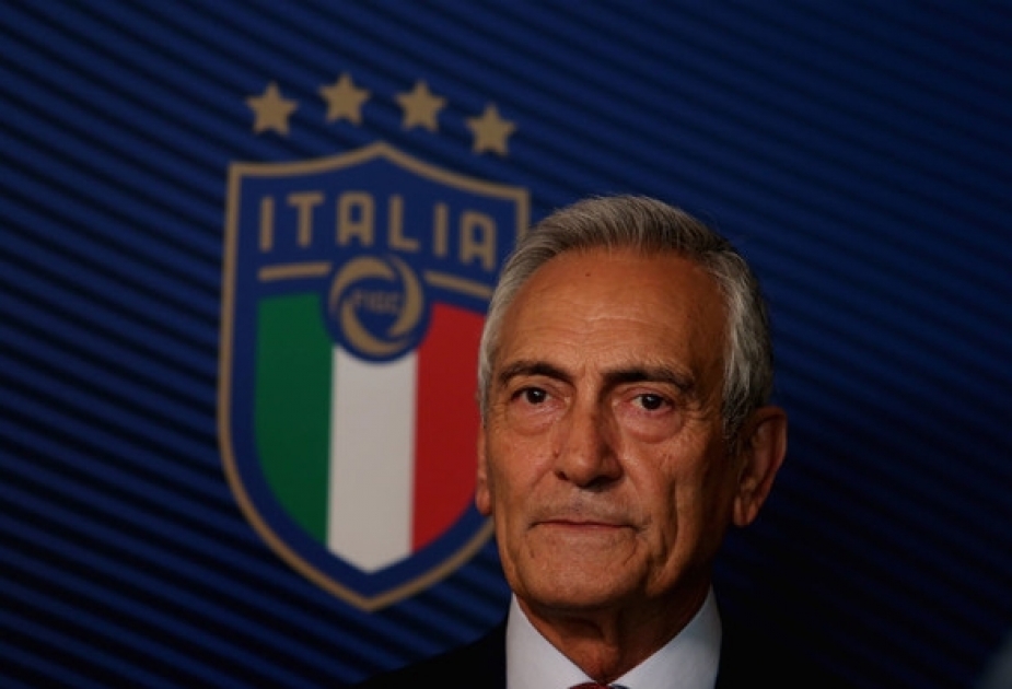 Глава Итальянской федерации футбола заявил, что чемпионат страны может завершиться осенью