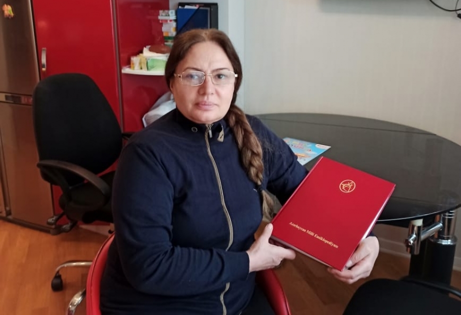 Yazıçı Gülzar İbrahimova: Evdə oturmaqla bəşəriyyətin üzləşdiyi fəlakətdən xilas olmağa çalışmalıyıq