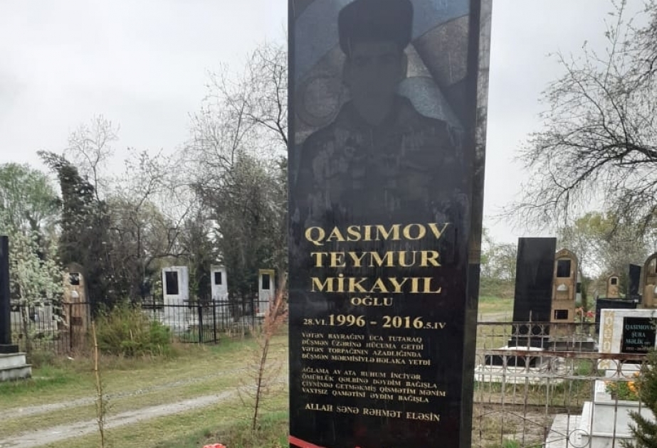 Aprel döyüşlərində şəhid olan əsgərin xatirəsi anılıb