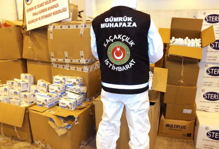 Türkiyədə ölkədən qanunsuz yollarla çıxarılmaq üzrə olan dezinfeksiya vasitələri ələ keçirilib