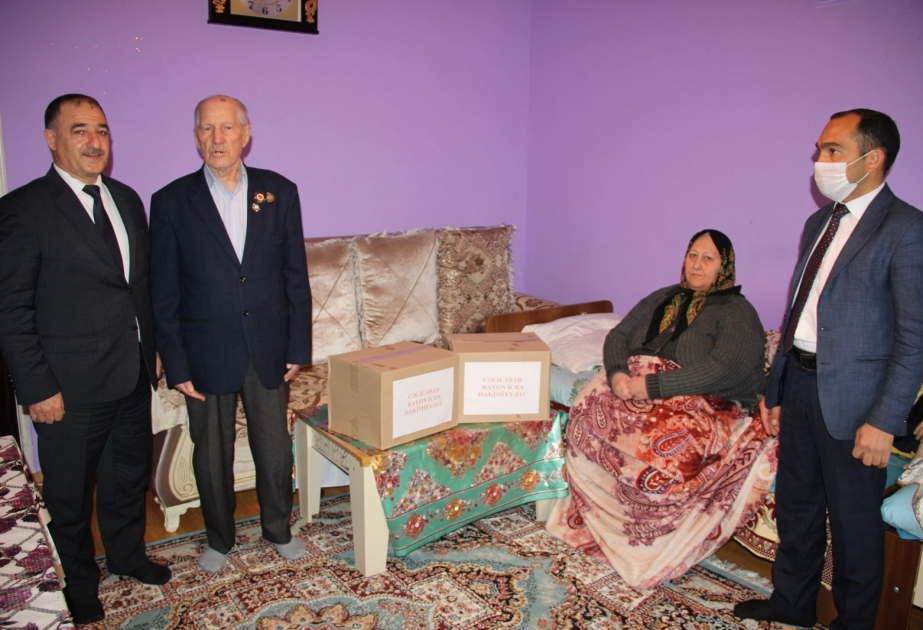 Cəlilabadda 250 nəfərə ərzaq bağlamaları paylanılıb