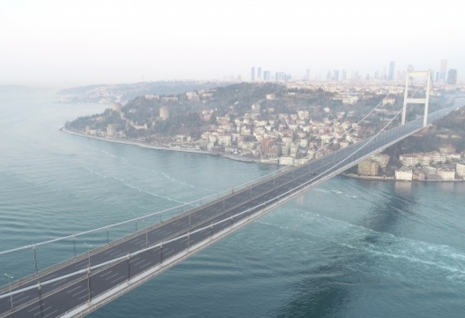 Türkiyədə komendant saatı: hay-haraylı İstanbul səssizliyə bürünüb