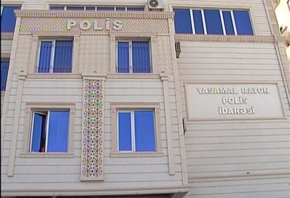 Paytaxtda altı min manatlıq mobil telefon, fotoaparat, məişət və geyim əşyaları oğurlanıb