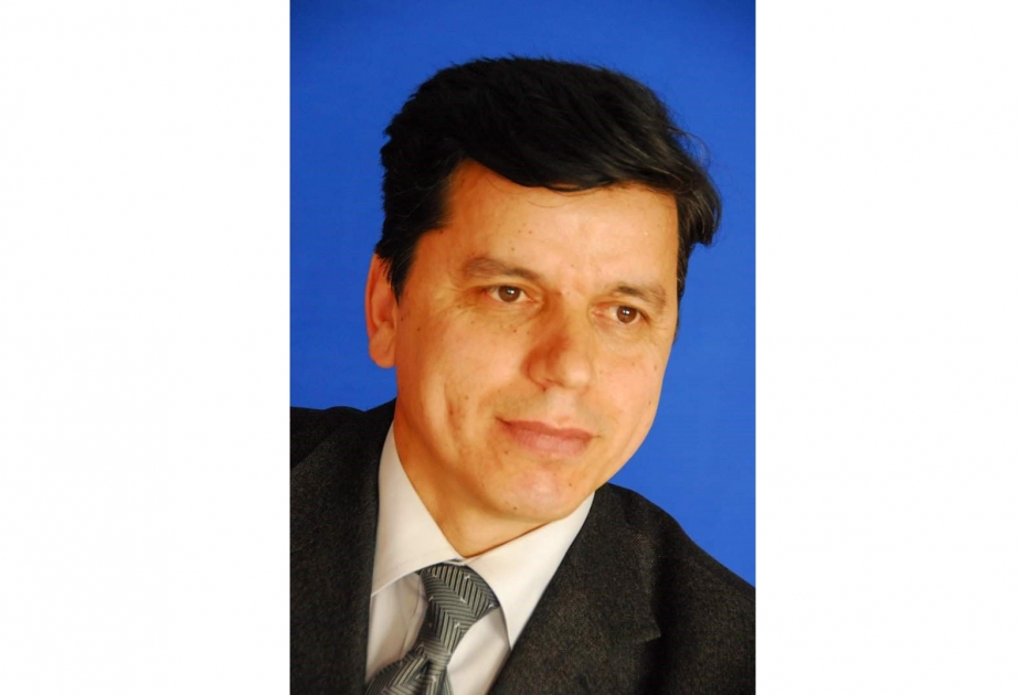 Virusu tanıt, məsuliyyət duyğusunu oyat, davranışını dəyiş, sosial güvəncə ver, evdə tut! (V Yazı)