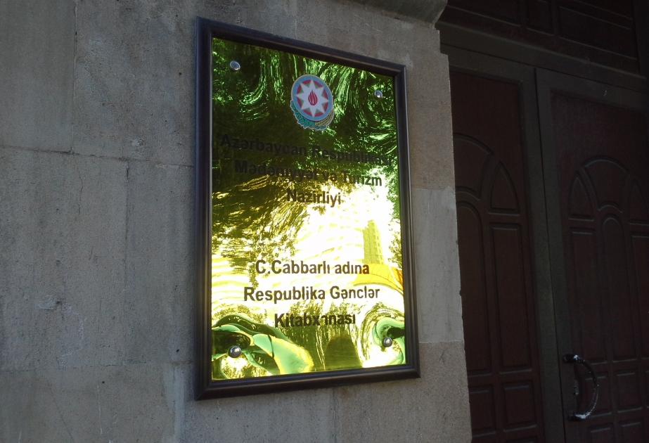 Kitabxana “#evdəqal. Ədəbiyyat və mədəniyyət incilərini tanı” aksiyasını davam etdirir
