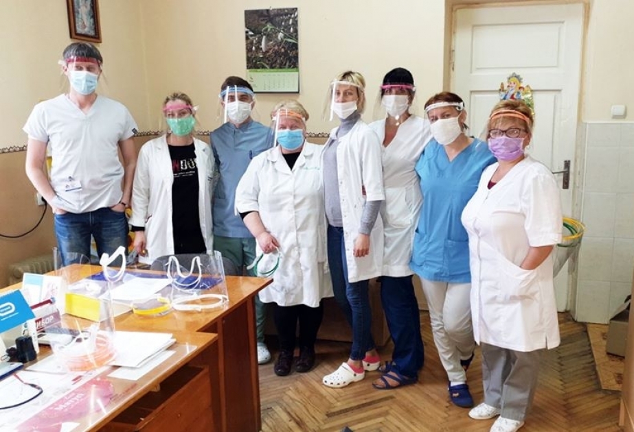 SOCAR Ukraynada koronavirusla bağlı qoruyucu monitorun istehsalına dəstək verib