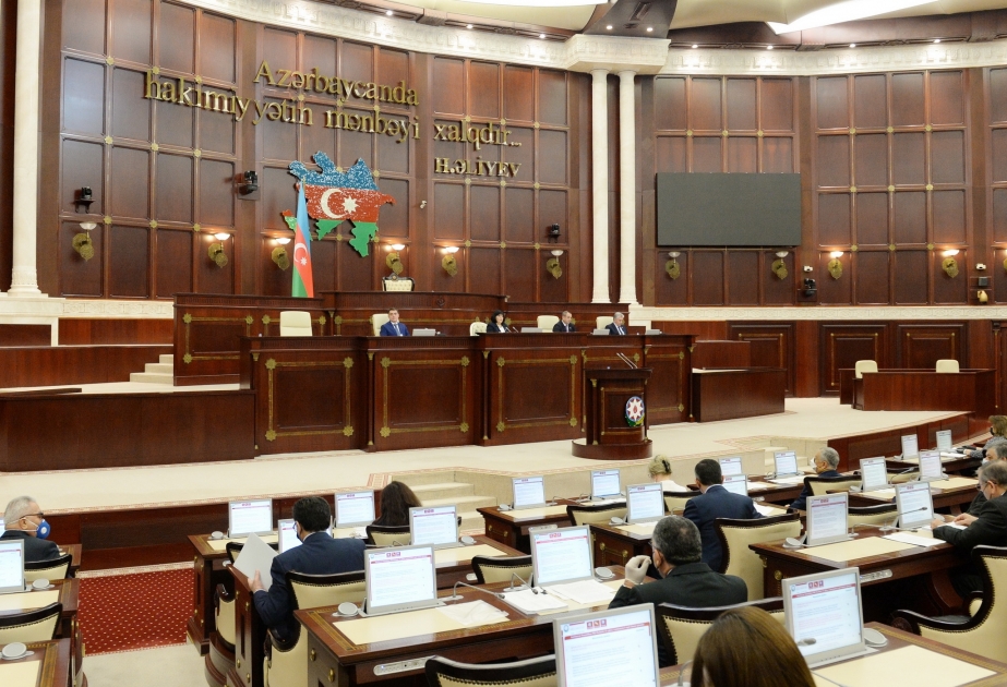 Milli Məclisin yaz sessiyasının növbəti plenar iclası keçirilir