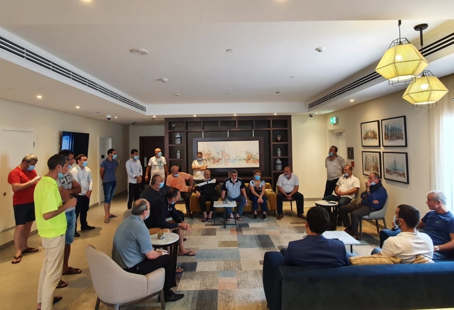 Koronavirusla bağlı Dubayda oteldə yerləşdirilmiş və qayğı ilə əhatə olunmuş vətəndaşlarımız Azərbaycan Prezidentinə və Birinci vitse-prezidentə təşəkkür ediblər VİDEO