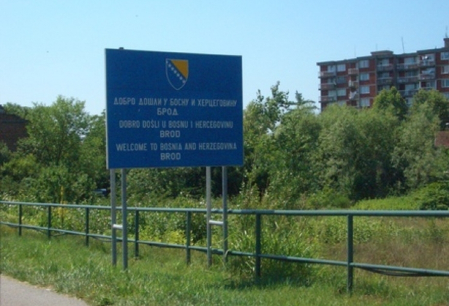 Serbiya müvəqqəti olaraq Bosniya və Hersoqovina ilə sərhədlərini bağlayıb