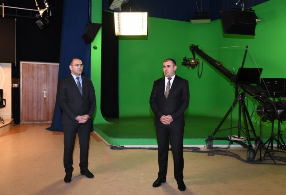تقديم الاجهزة والمعدات والسيارات الجديدة الى اذاعة نخجوان للراديو والتلفزيون بتوجيه واعتناء رئيس المجلس الاعلى