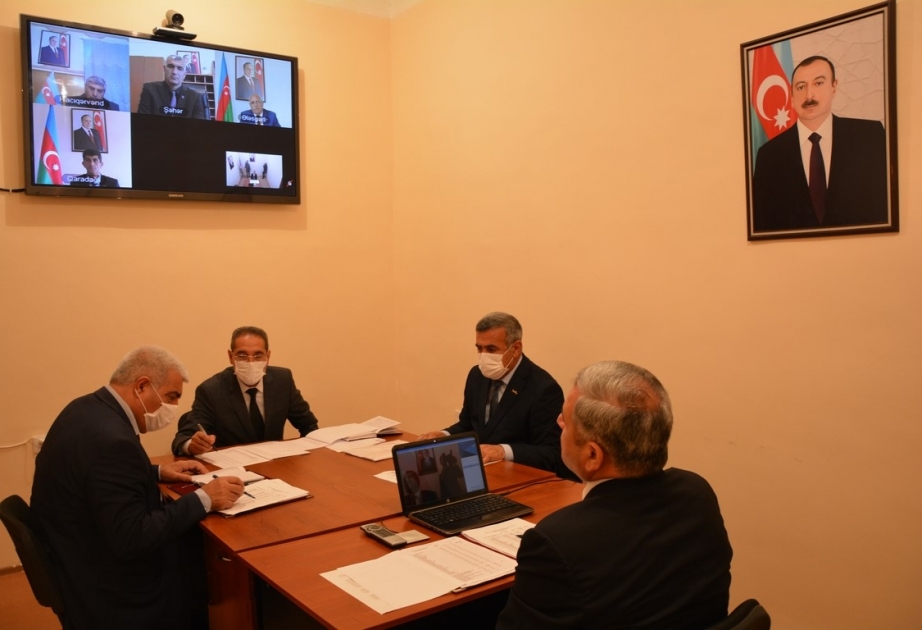 Onlayn müşavirədə pandemiya ilə mübarizə tədbirləri və kənd təsərrüfatı işlərinin gedişi müzakirə olunub