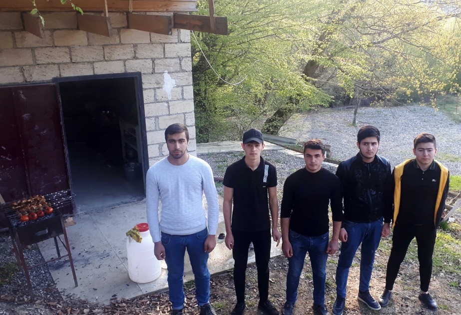 Qubada karantin qaydalarını pozaraq göl kənarında yeyib-içən 5 gənc cərimələnib VİDEO