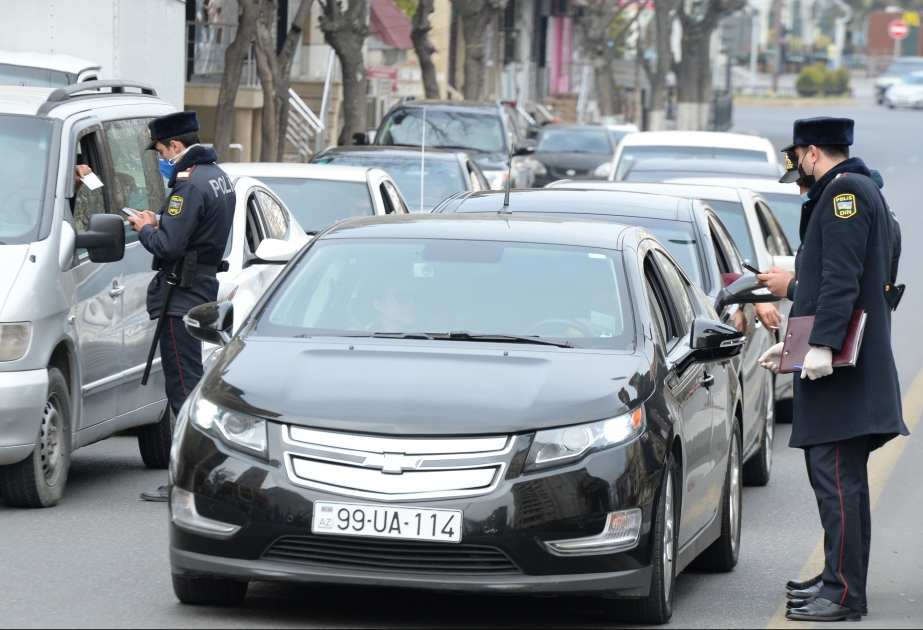Yol polisi paytaxtda karantin rejiminə əməl olunmasına ciddi nəzarət edir