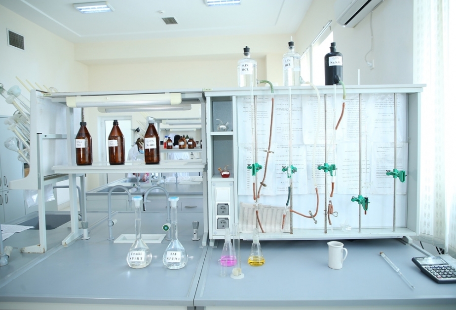 SOCAR reanuda la producción de alcohol isopropílico en Azerbaiyán durante el período de la pandemia