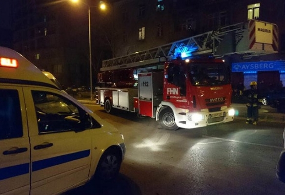 Xəzər rayonunda ev yanıb